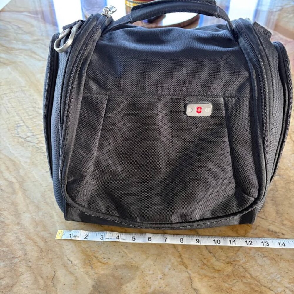 Victorinox Hanging Large Toiletry Bag with Trolley Sleeve